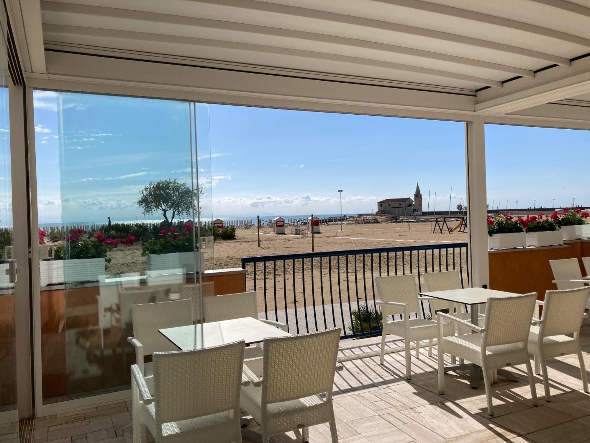 Hotel Giacomazzo Caorle Exterior photo