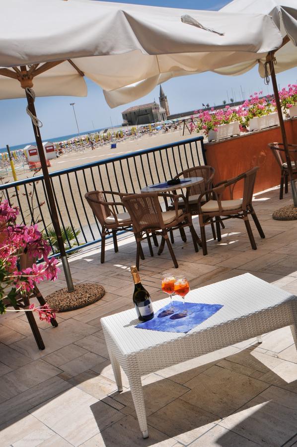 Hotel Giacomazzo Caorle Exterior photo